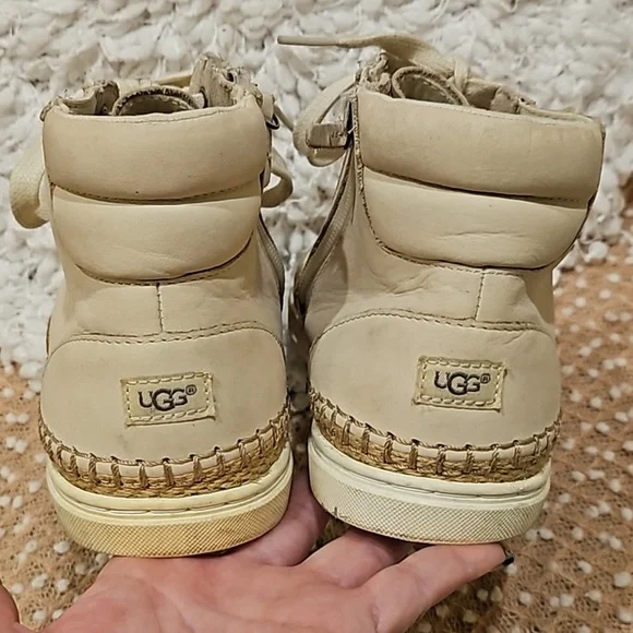 Ugg Hightop Leather Shoes - Picture 5 of 16
